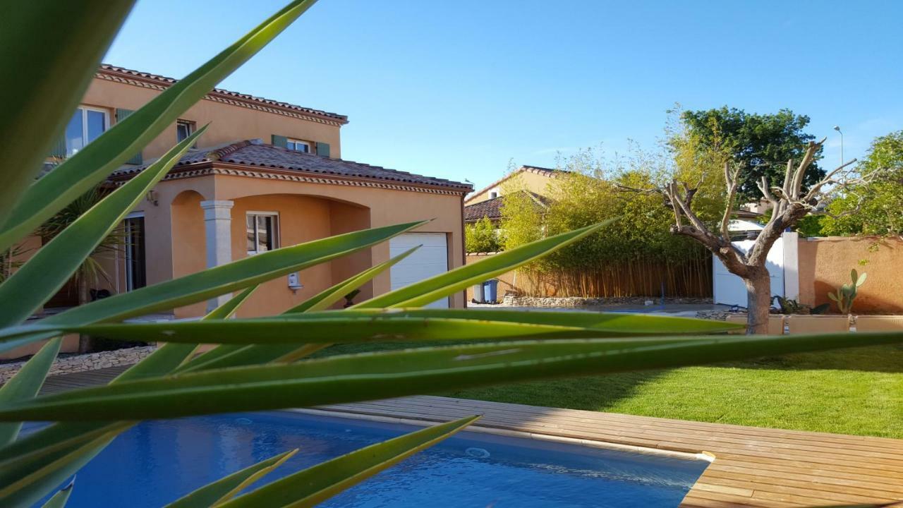 Maison Les Pins Aigues-Mortes Buitenkant foto